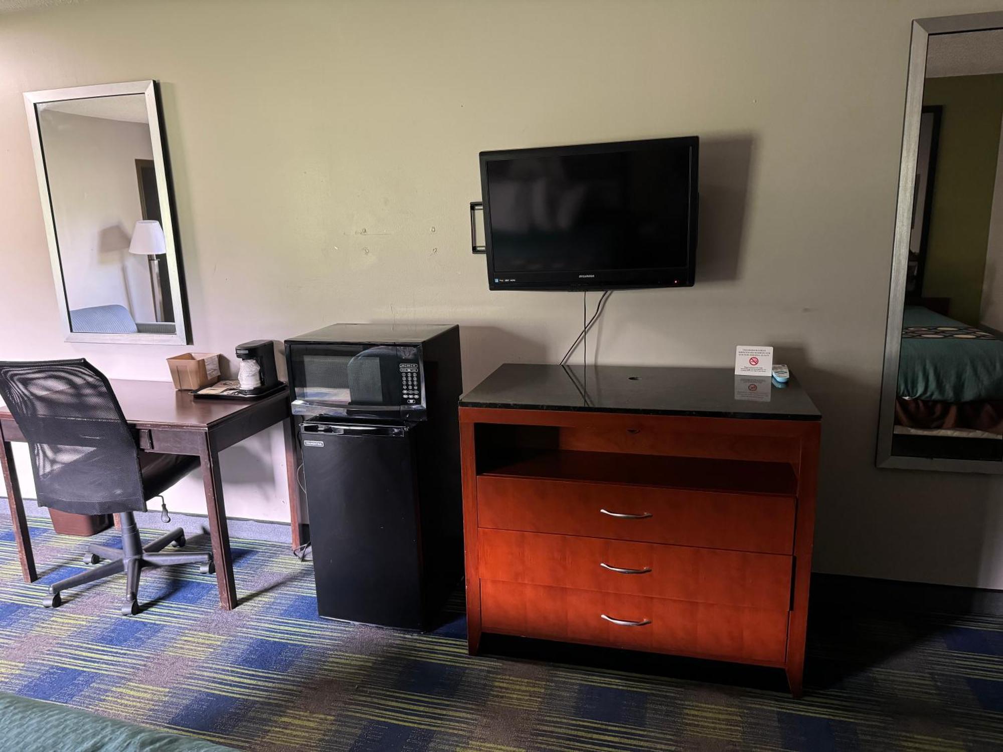 South Ridge Inn North Ridgeville エクステリア 写真